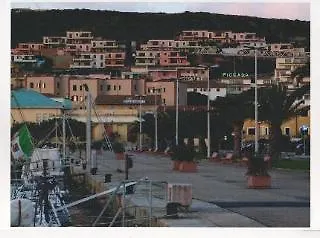 Hotel Piccada Palau 3*,